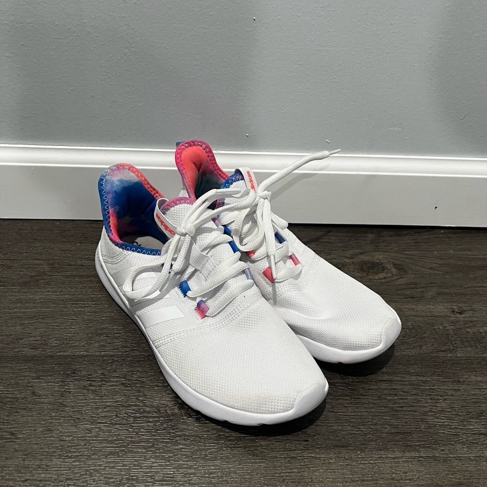 Adidas Cloudfoam Comfort White Gym Shoe with Colorful Accent 8